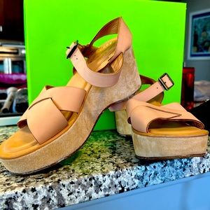 Kork- Ease wedges, size 9. Worn once, like new condition. So cute!